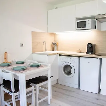 Beautiful Vacation - Swimming Pool - Parking