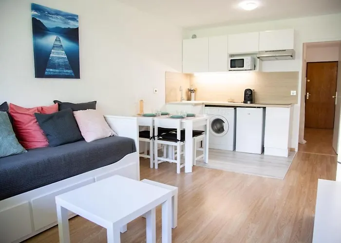 Beautiful Vacation - Swimming Pool - Parking Antibes