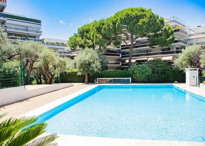 Beautiful Vacation - Swimming Pool - Parking